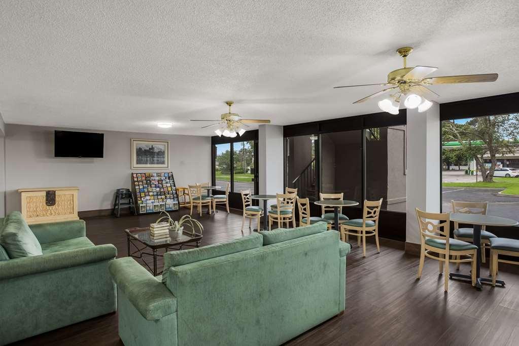 Econo Lodge Georgetown Beltér fotó