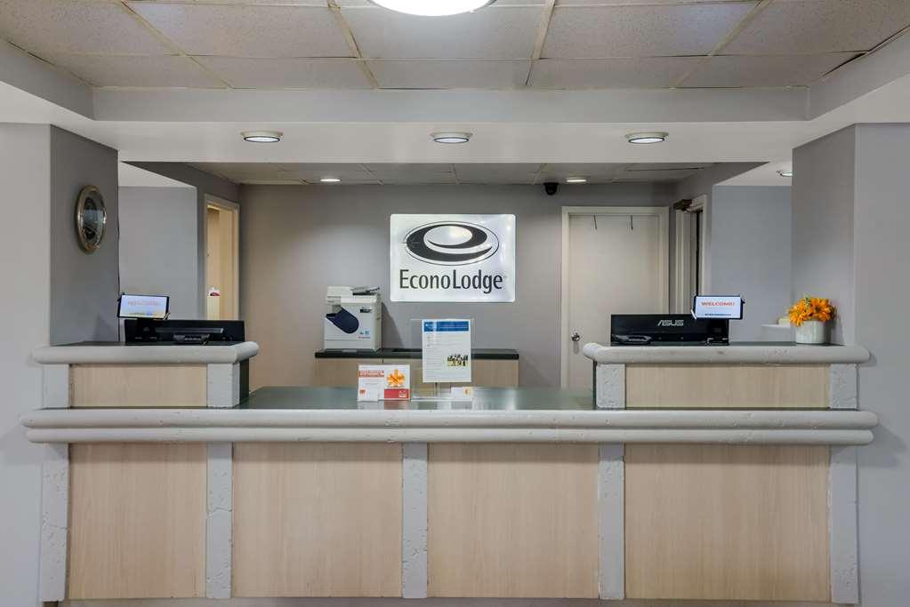 Econo Lodge Georgetown Beltér fotó